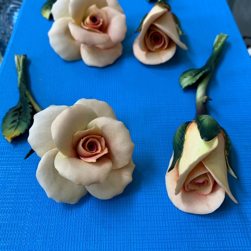 Capodimonte porcelain roses